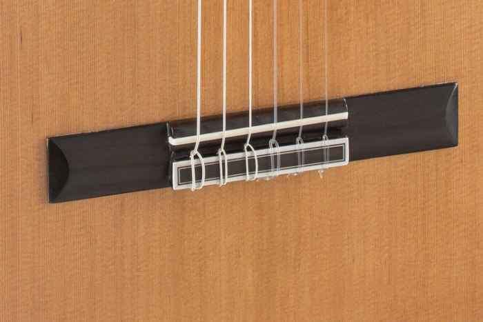 GUITARRA CLÁSICA ADMIRA A15 ELECTRIFICADA CON FISHMAN SERIE ARTESANÍA - Imagen 5