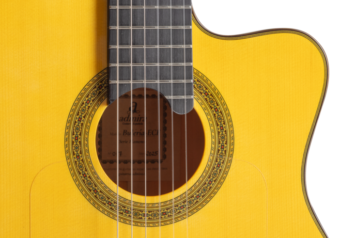 GUITARRA ADMIRA BULERÍA SERIE FLAMENCO CUTAWAY FISHMAN - Imagen 5