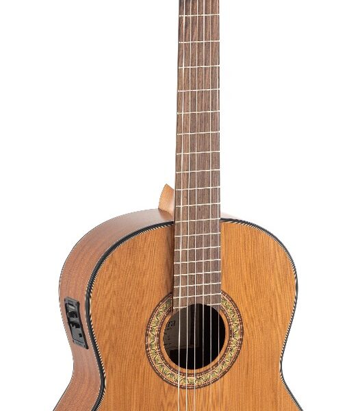GUITARRA CLÁSICA ADMIRA A2 SATINADA ELECTRIFICADA SERIE ARTESANÍA