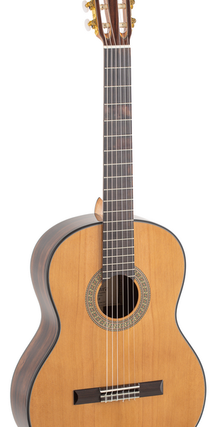 GUITARRA CLÁSICA ADMIRA A4 SERIE ARTESANÍA