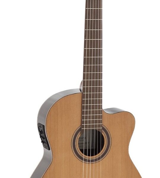 GUITARRA CLÁSICA ADMIRA VIRTUOSO ELECTRIFICADA FISHMAN CUTAWAY SERIE CONSERVATORIO